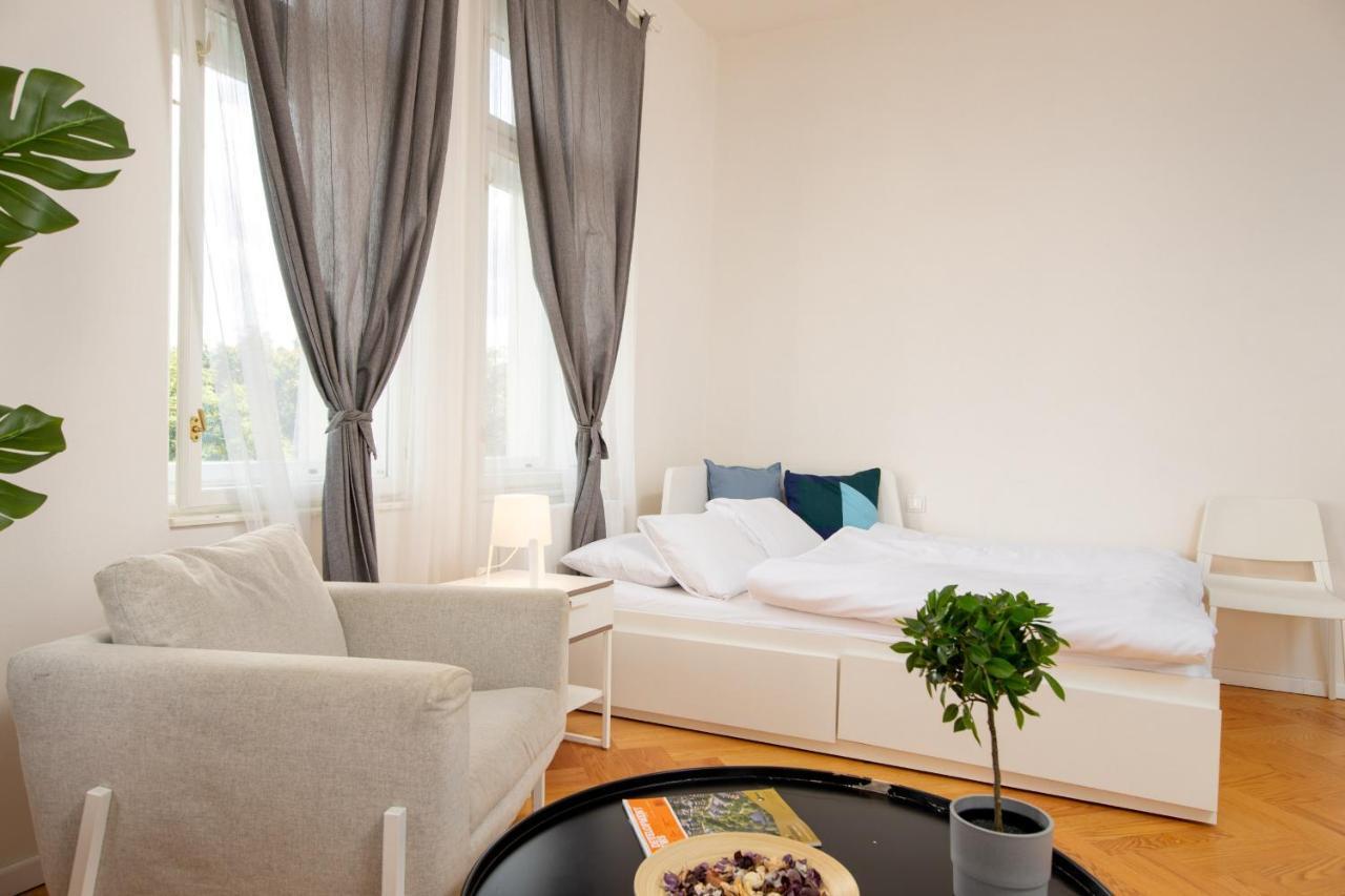 Appartamento Park Karlin *